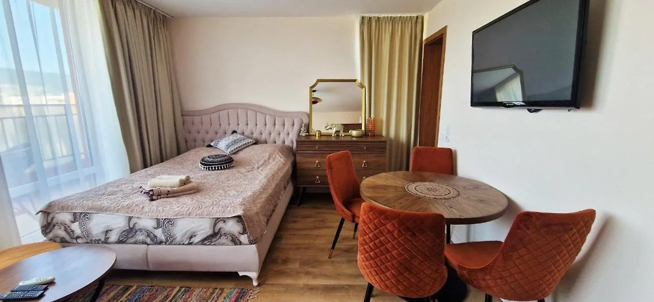 Orient Holiday Sunny Beach Apartment